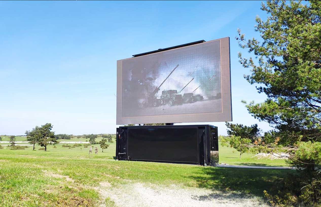 French Army Defense Establishment Truck Screen